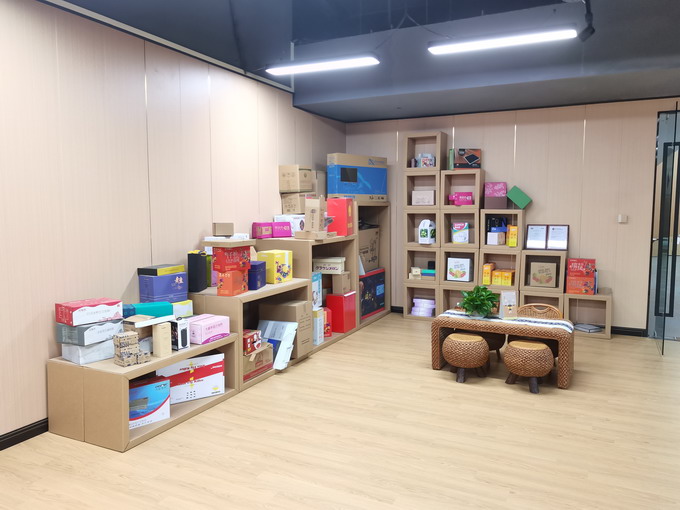 /page/纸箱厂样品展示区.jpg